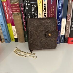 Authentic Louis Vuitton Monogram Compact Zip Bifold Wallet Purse